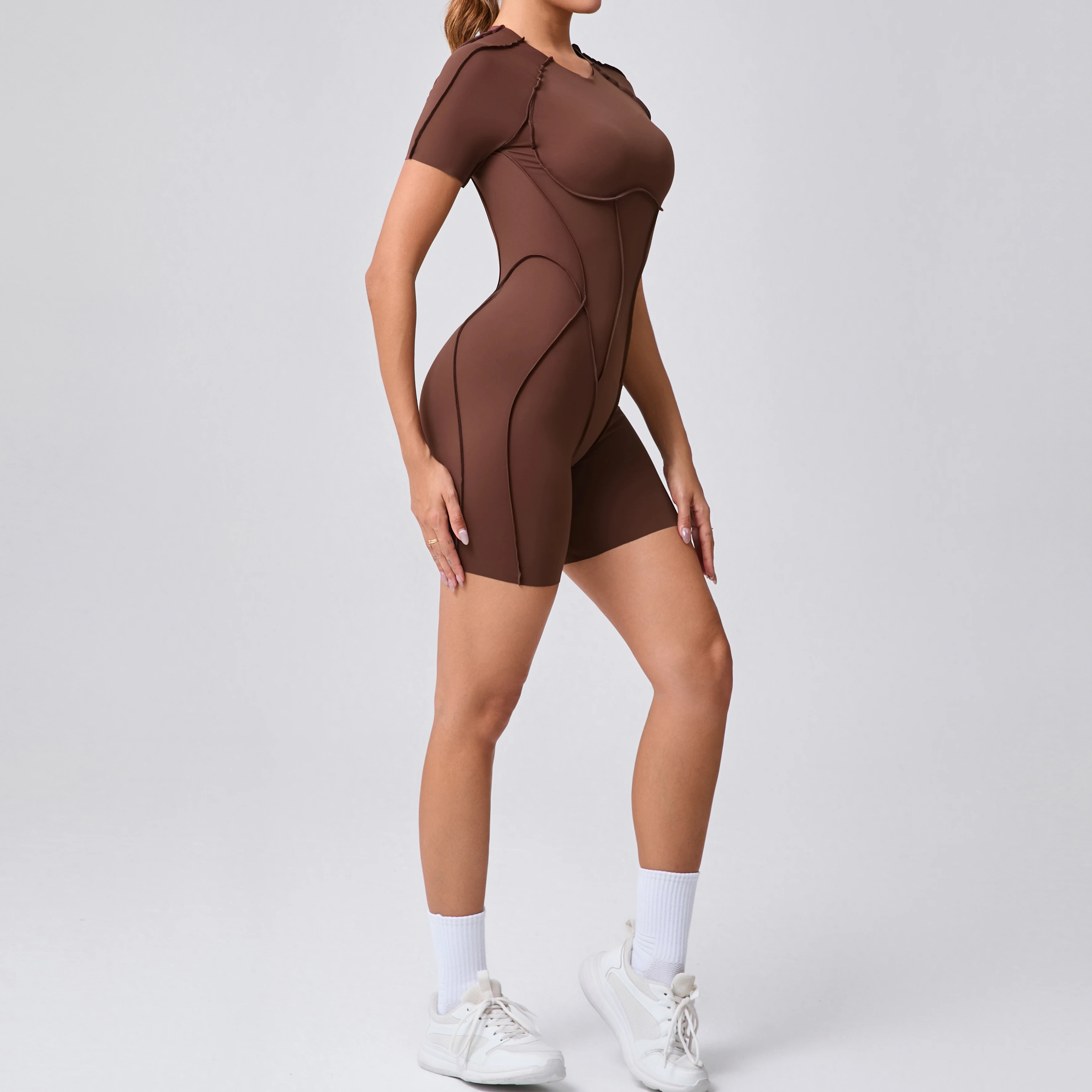 Combinaison courte vêtements de sport pour femmes vêtements de sport salopette de Fitness dos nu Scrunch butin Yoga costume ensemble de sport tenue