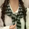 Écharpe triangle rayée pour femme, petite écharpe tricotée, à la mode, chaude et polyvalente, protection du cou, châle, automne et hiver