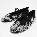 Ballerines de marque élégantes avec broderie de fleurs pour femmes, chaussures plates décontractées avec boucle à bande étroite, légères et confortables, Mary Jane