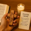 Croix de prière de poche 3D en résine avec conception de gouttelettes d&rsquo;eau bénite et carte de prière – Cadeau religieux chrétien portable, pour symbole du Christ