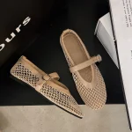 Chaussures plates à bout rond pour femmes, sandales de plage creuses de styliste, tendance décontractée, respirantes, Mary Jane, nouvelle collection 2025