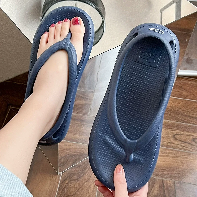 tongs plates originales eva pour hommes, pantoufles concaves à plateforme, diapositives antidérapantes pour la maison, sandales de plage à semelle souple pour couples