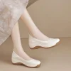 chaussures plates compensées confortables en cuir souple blanc pour femmes – respirantes et polyvalentes