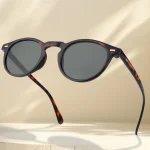 Petites lunettes de soleil rondes lunettes de soleil élégantes pour hommes et femmes rétro classique sélection multi-styles voyage Shopping randonnée UV400