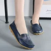 chaussures plates pour femmes 2025 printemps été creux respirant plat chaussures décontractées trou fond souple en cuir mère femmes enceintes chaussures