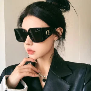 Nouvelle mode Cool lunettes De soleil femmes lunettes De soleil dames lunettes De luxe Vintage surdimensionné lunettes De soleil Gafas Oculos De Sol UV400