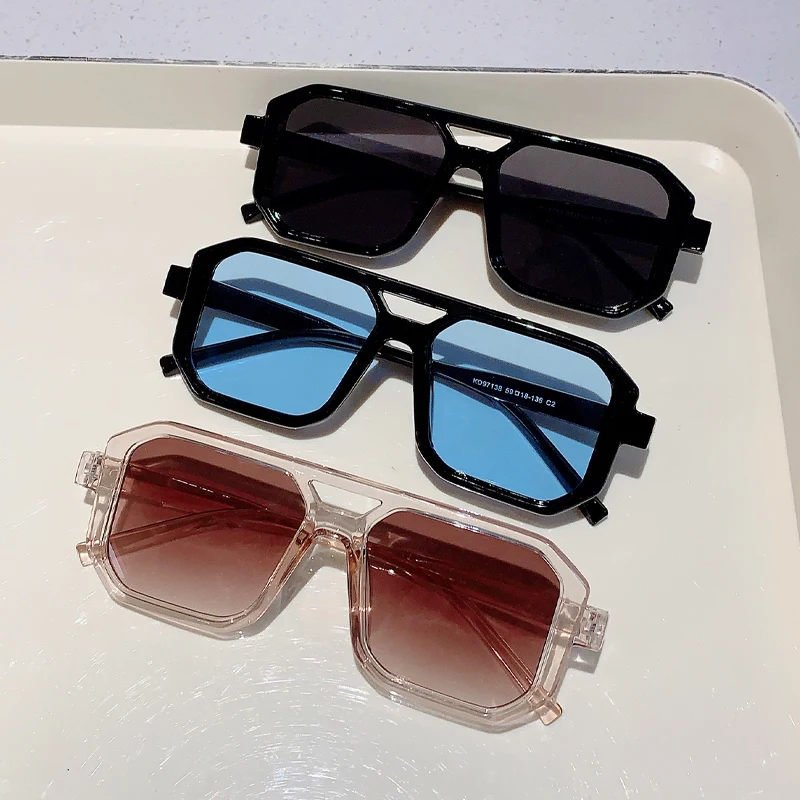 2 paires de lunettes de soleil carrées Vintage pour hommes et femmes, Chic rétro, Double pont dégradé, nuances d'extérieur décontractées, décor de vacances