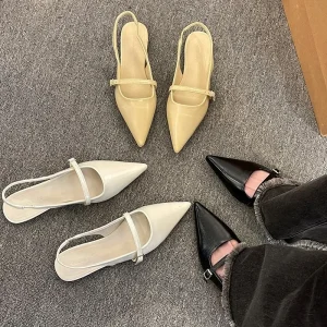 Sandales plates françaises noires Baotou, chaussures de printemps et d&rsquo;été, diamant pointu, chaussures simples de tempérament, 2025 nouveau