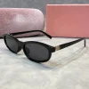 lunettes de soleil œil de chat vintage pour femmes, uv400, monture étroite, rétro chic, à la mode, cadeau féminin, nouvelle collection 2025