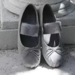 Chaussures plates De danse De Ballet pour femmes, mocassins peu profonds avec nœud en daim, robe mode automne 2025, nouveau décontracté De luxe confortable Zapatos De Mujer