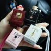 Parfum de voiture, un parfum de voiture utilisé pour les accessoires d&rsquo;intérieur de voiture, un désodorisant de voiture à long terme, garder charmant et frais