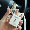 parfum parfum de voiture, un parfum de voiture utilisé pour les accessoires d'intérieur de voiture, un désodorisant de voiture à long terme, garde charmante et fraîche