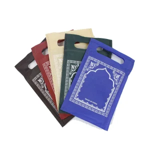 Tapis de prière musulman Islam portable voyage culte tapis de prière tissu imperméable à la pluie poche tapis de pèlerin tapis de prière