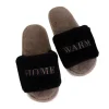 pantoufles moelleuses confortables, douces et décontractées, chaudes et antidérapantes pour femmes, chaussures plates à semelle épaisse avec lettres, chaussures d'extérieur en coton