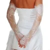longs gants nuptiaux transparents