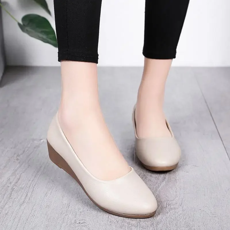 chaussures de travail plates à fond souple pour femmes, bout rond, rembourrées, support de voûte plantaire, antidérapantes, décontractées, confortables, printemps automne