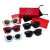 Lunettes de Soleil Sweet Chic Cat Eye 2025 Nouveau PC Uni Fête Vacances Luxe Cadeau Femme Écrin Rouge