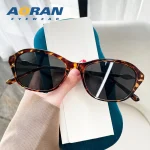 Lunettes de soleil pour femmes, tendance, monture haut de gamme, petite monture