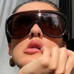 Lunettes de soleil Vintage surdimensionnées à grande monture pour femmes et hommes, marque de luxe de styliste, Punk populaire, lentilles jointes, UV400