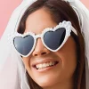 lunettes de soleil chics en fausses perles en forme de cœur pour femme – antireflet, parfaites pour les événements décontractés et les festivals de musique