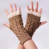 Gants en patchwork de dentelle pour femmes, gants brodés ogo pour étudiants, automne, hiver, coronavirus, mode, chaud, solide, sans doigts