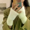 1 paire de gants demi doigt chauds et résistants au froid pour femmes en automne et en hiver, polyvalents et en peluche, gants demi doigt de bureau mignons