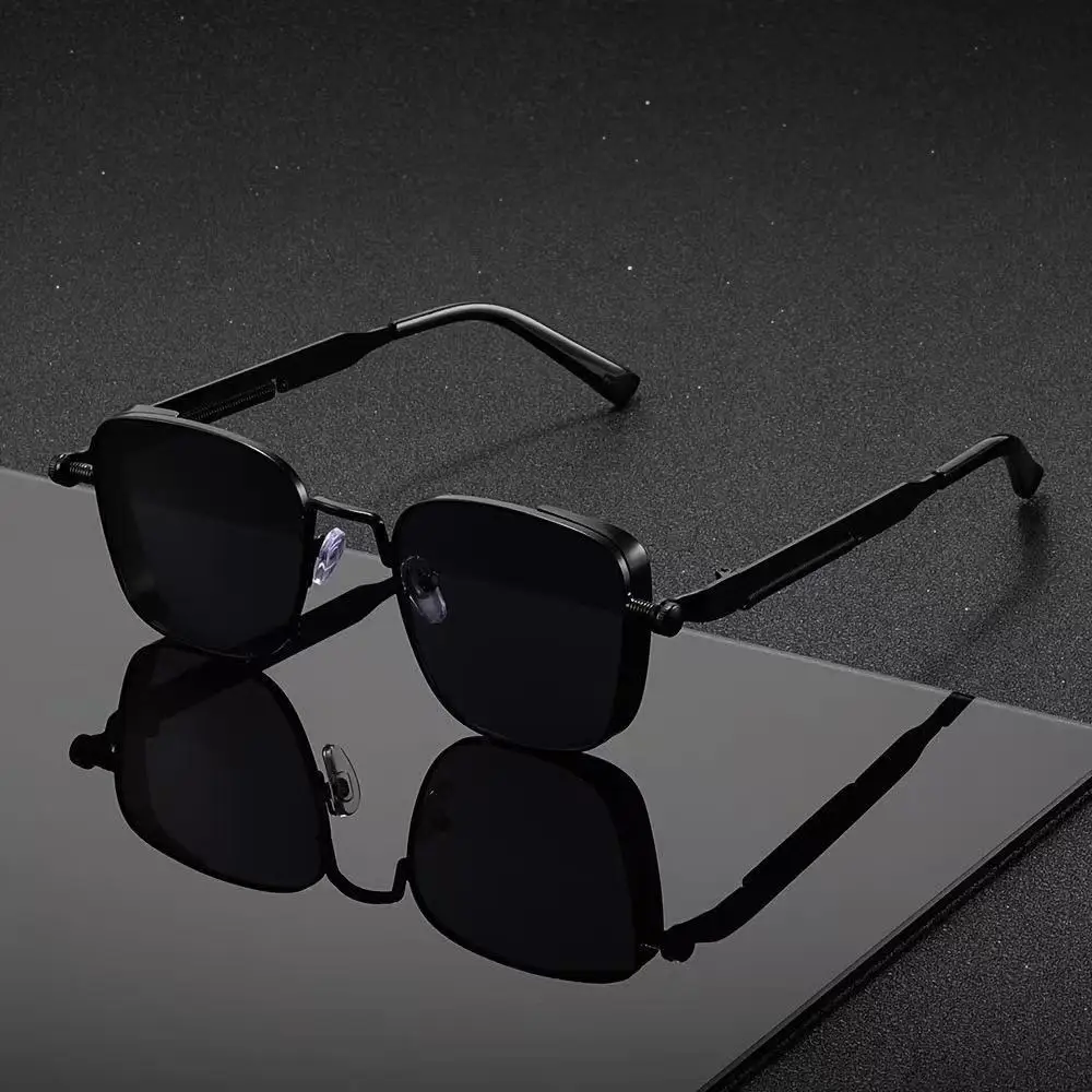 Femmes lunettes de soleil populaires Vintage Steampunk lunettes de soleil carrées monture en métal avec charnières à ressort femmes oculaire lunettes à la mode UV400