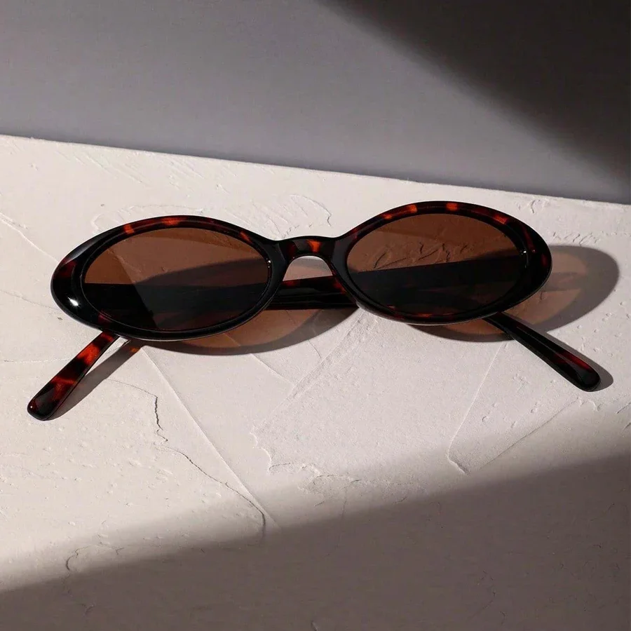 lunettes de soleil ovales pour femmes, petites et sexy, nouvelle mode léopard marron, tendance, rétro, ombre colorée, 2025