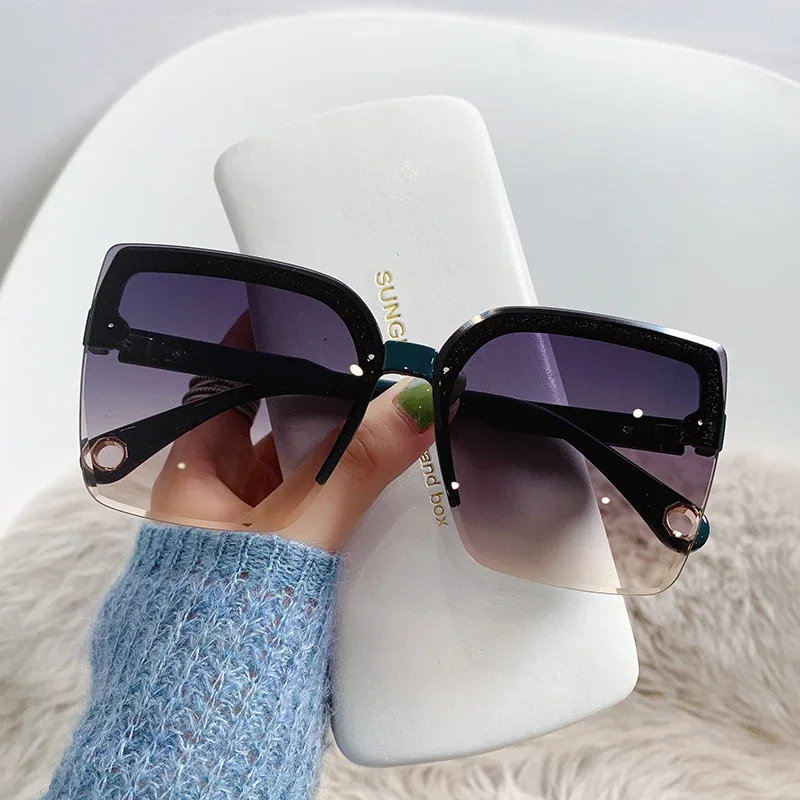 Lunettes de soleil surdimensionnées pour hommes et femmes, mode sans bords, Vintage, carrées, Design de marque de luxe, UV400, nuances féminines