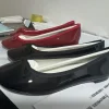 chaussures plates de ballet rétro françaises à bout rond, talon bas, semelle peu profonde, cuir brillant, petites chaussures rouges, chaussures plates d'été pour femmes