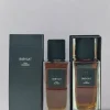 marque de luxe et nom de parfum texture simple et grande luxueuse boîte cadeau option cadeau positionnement haut de gamme rencontres essentielles