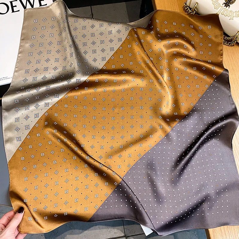 Foulard carré en soie de marque de luxe pour femmes, châles et enveloppes de bureau, petits cheveux, Hijabs, Foulard pour dames, 70x70cm, 2023