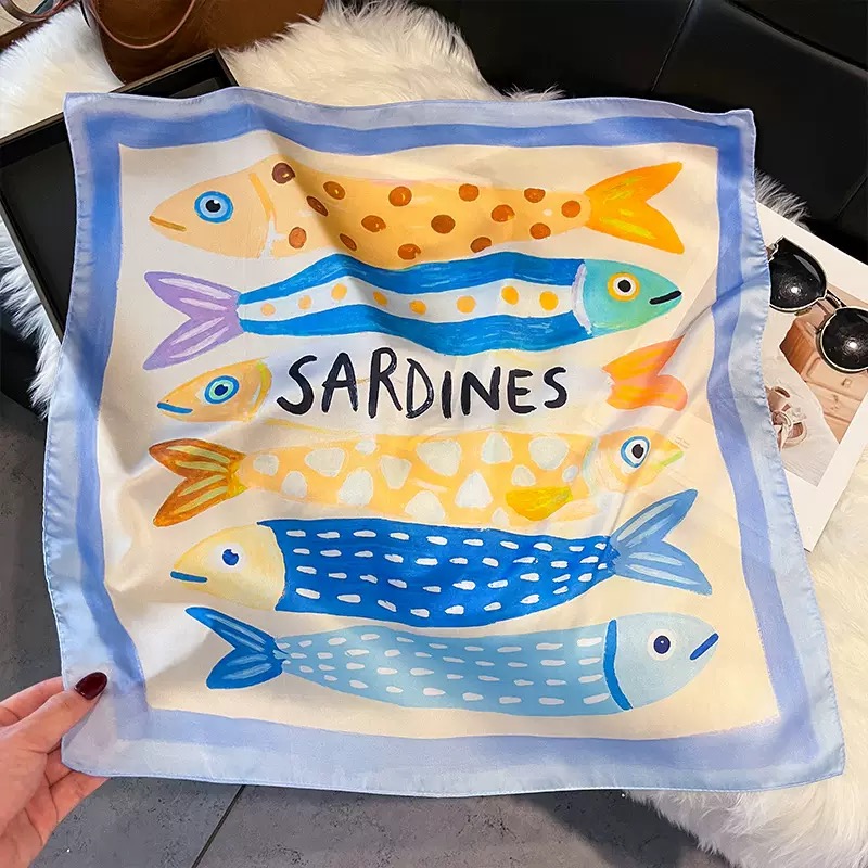 Foulards carrés en soie à motif poisson tendance pour femmes, élégants hijabs toutes saisons, décoratifs pour le cou, bandanas doux
