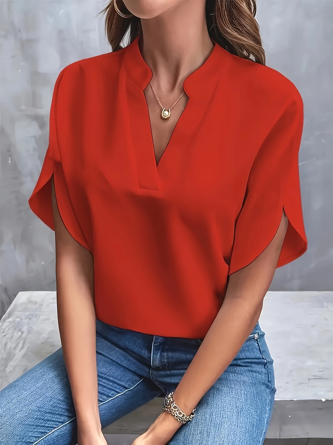Grande taille 2024 été à manches courtes Blouse ample Femme décontracté dames col en V haut blanc femmes élégant Simple dames chemises Blouse
