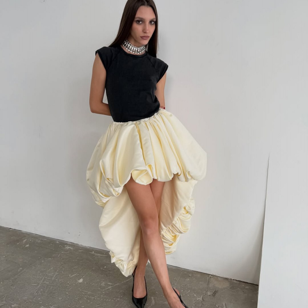 Jupes longues asymétriques jaune clair pour femmes, avec ceinture élastique, jupes féminines à la mode, plusieurs couleurs disponibles
