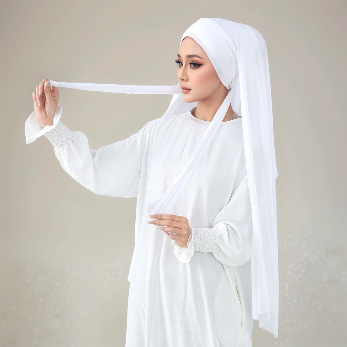 Nouvelle élasticité Modal Jersey Hijab instantané avec sangles femme musulmane Hijab doux solide chapeaux Turban Islam malaisie foulard