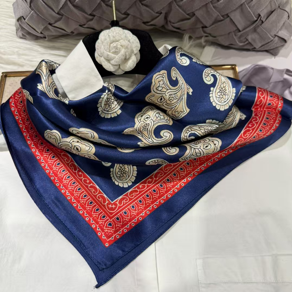 Rouge bleu femmes 100% foulard en soie de mûrier pour cheveux foulard printemps automne Pailsey Design petite soie carré cou foulards foulard