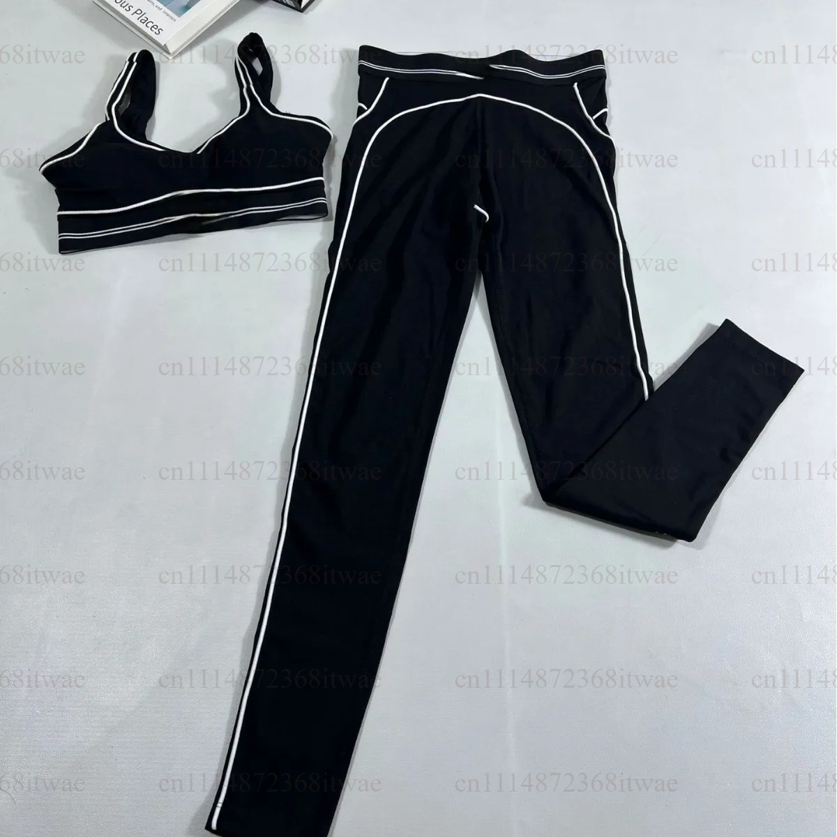 Ensemble soutien-gorge de sport et leggings antichoc pour femmes, tenue respirante en nylon sans dos à fort impact pour la course à pied, la gym, le yoga, l'entraînement