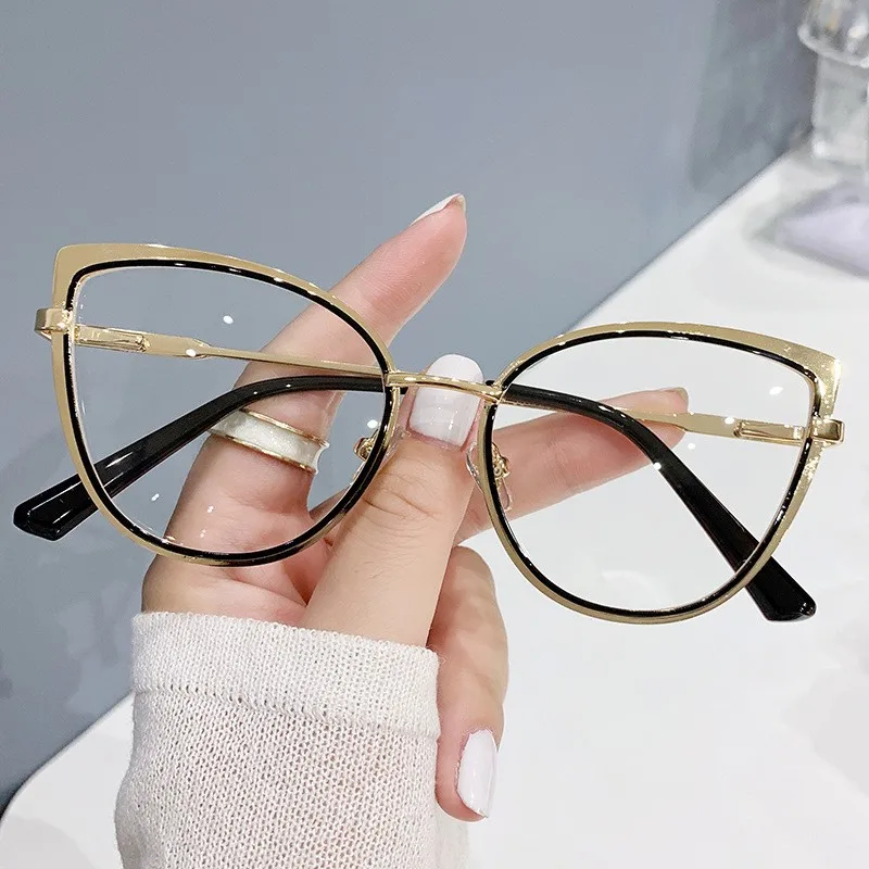 2025 Anti-lumière bleue femmes oeil de chat lunettes cadre marque concepteur surdimensionné lunettes optiques montures lunettes claires