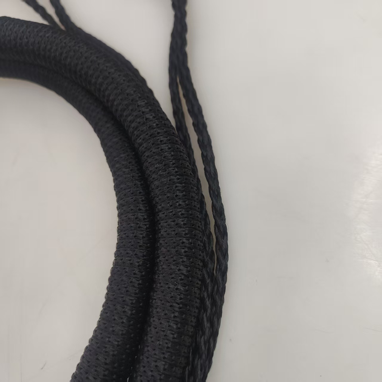 Bandeau Agal Arabe Noir pour Adultes et Enfants, Attache Keffiyeh Premium du Moyen-Orient, Accessoire Élégant pour Hommes en Extérieur