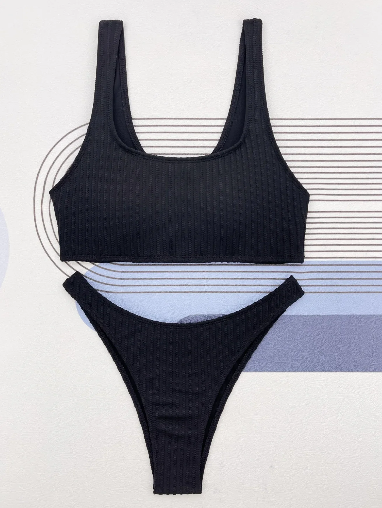 Bikini 2026 Sexy Blanc et Noir Côtelé Push-Up Micro Maillot de Bain Séparé Femme Plage Deux Pièces Tenue de Bain