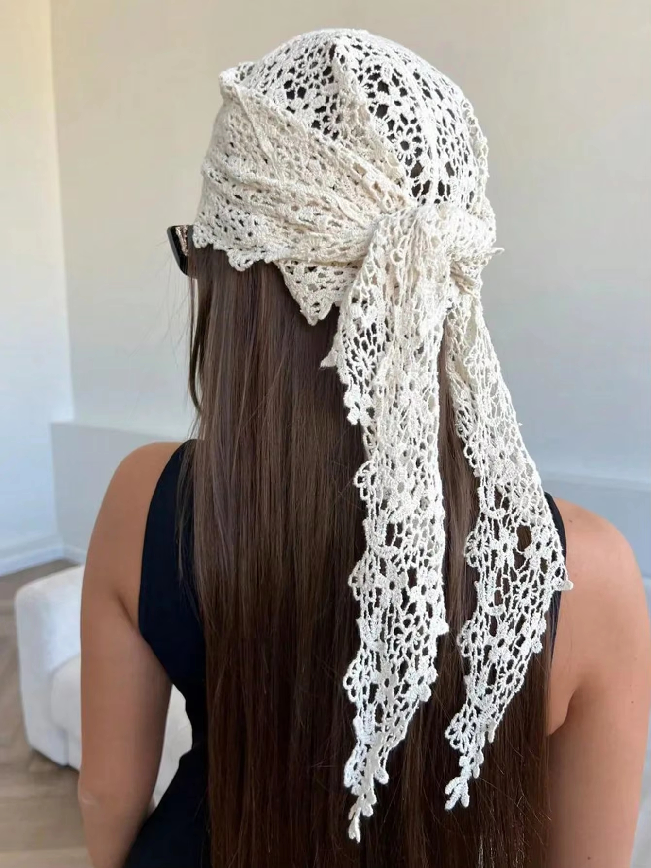 Écharpe et foulard en dentelle florale pour femmes, adaptés à la plage, aux fêtes et aux occasions formelles, bandana pour femmes, tenues d'été, bandeau pour cheveux de plage