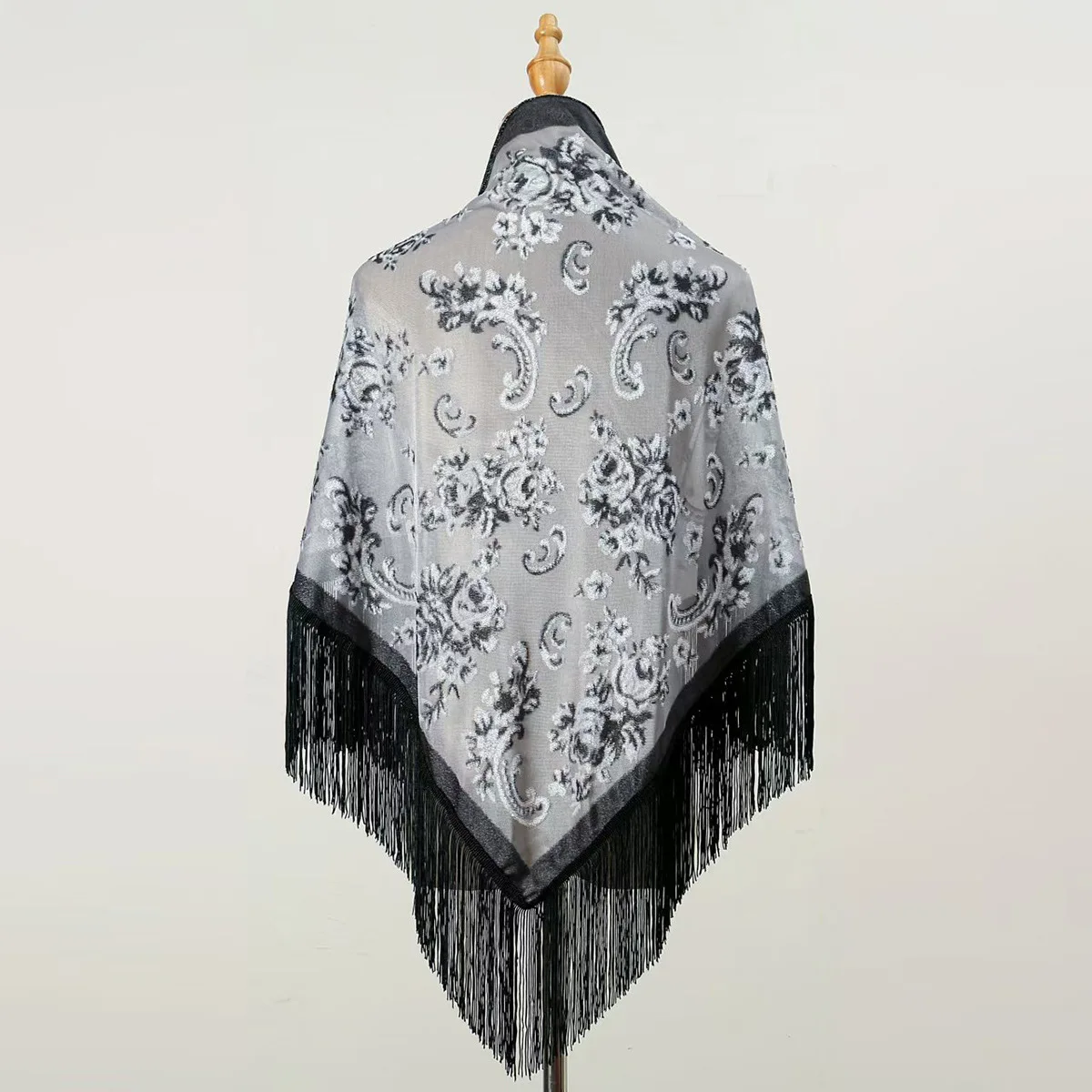Classique Paisley velours brodé Triangle écharpe châle noyer motif Floral gland écharpe printemps automne accessoires saisonniers