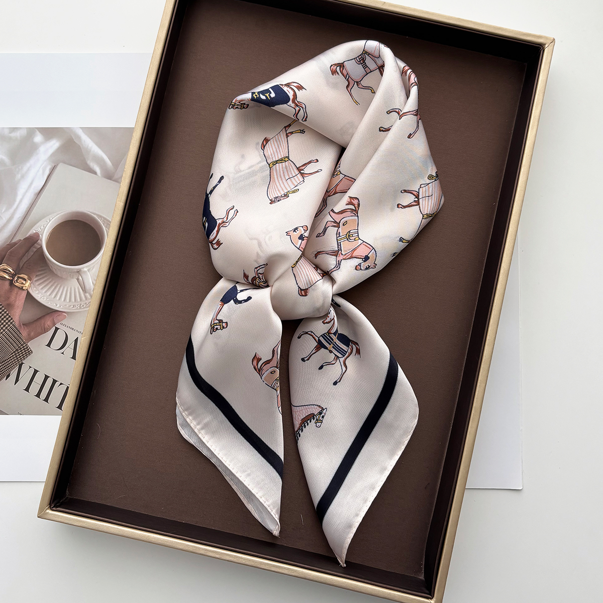 Foulard carré d'été pour femme en satin imitation soie, imprimé de luxe, bandana, décoration, bandeau, écharpe de cou, bandeau pour cheveux