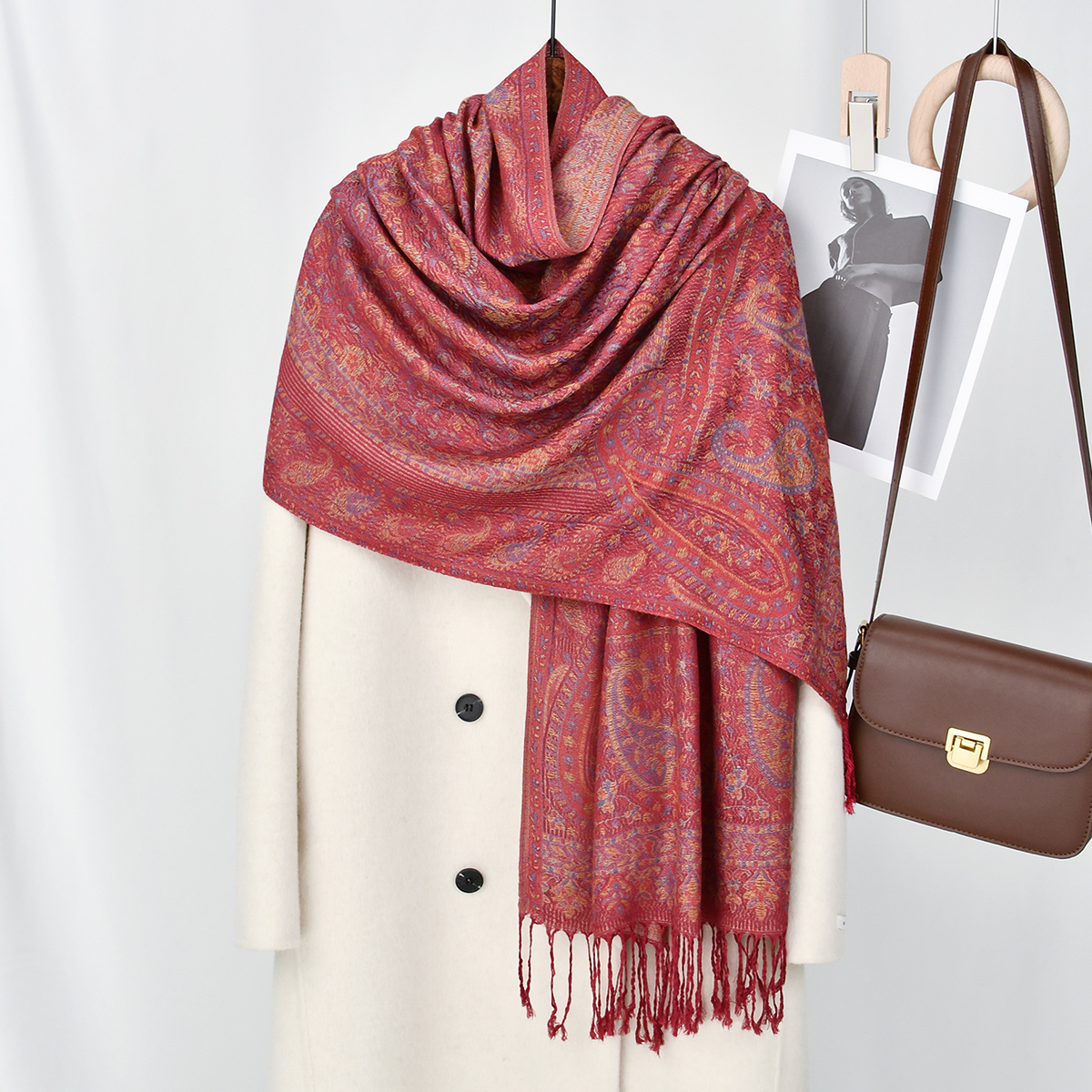 Paisley écharpe Hijab cachemire sentiment Pashmina châles gland Hijab bandeau Femme hiver foulards Foulard Bufanda 2025