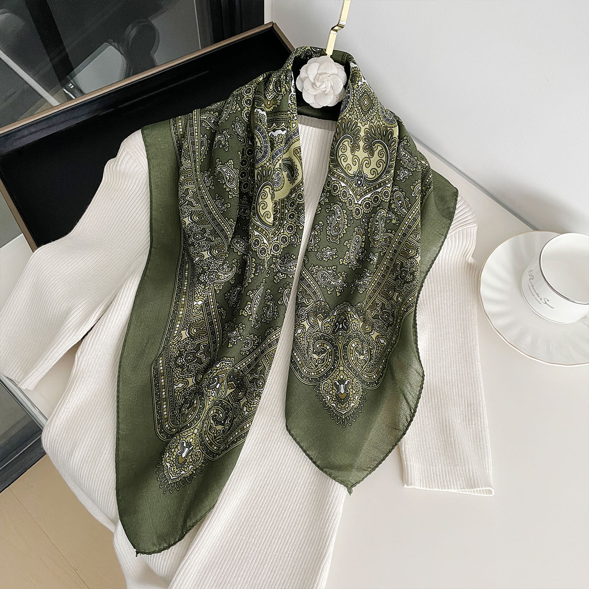 Écharpe imprimée Paisley pour femmes, 70x70cm, Texture en coton, châle carré, bandeau décoratif, Design de luxe, Bandana, nouvelle mode