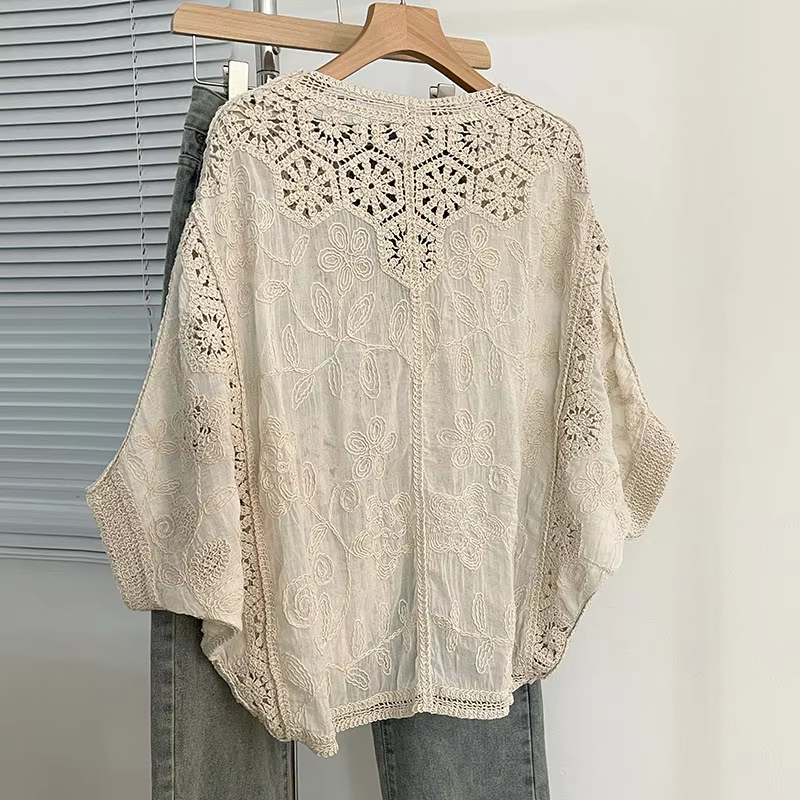 Cardigan en crochet bohème - Couverture en dentelle florale et géométrique romantique pour les vacances et le quotidien |   Tricot léger à col en V et boutons