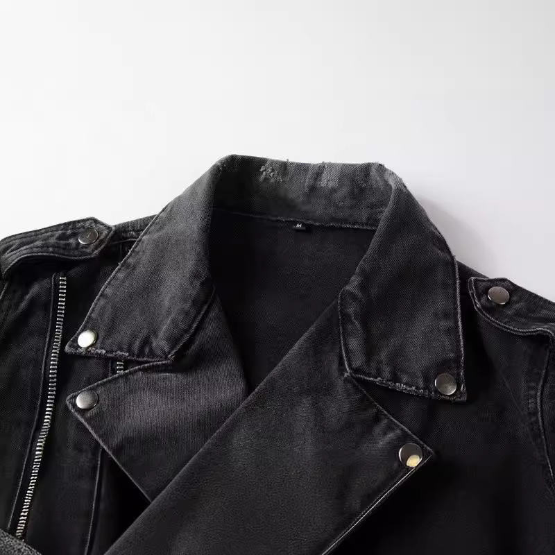 Veste en jean pour homme pour l'automne et l'hiver. Veste de moto slim déchirée à la mode de style punk de rue rétro américain.