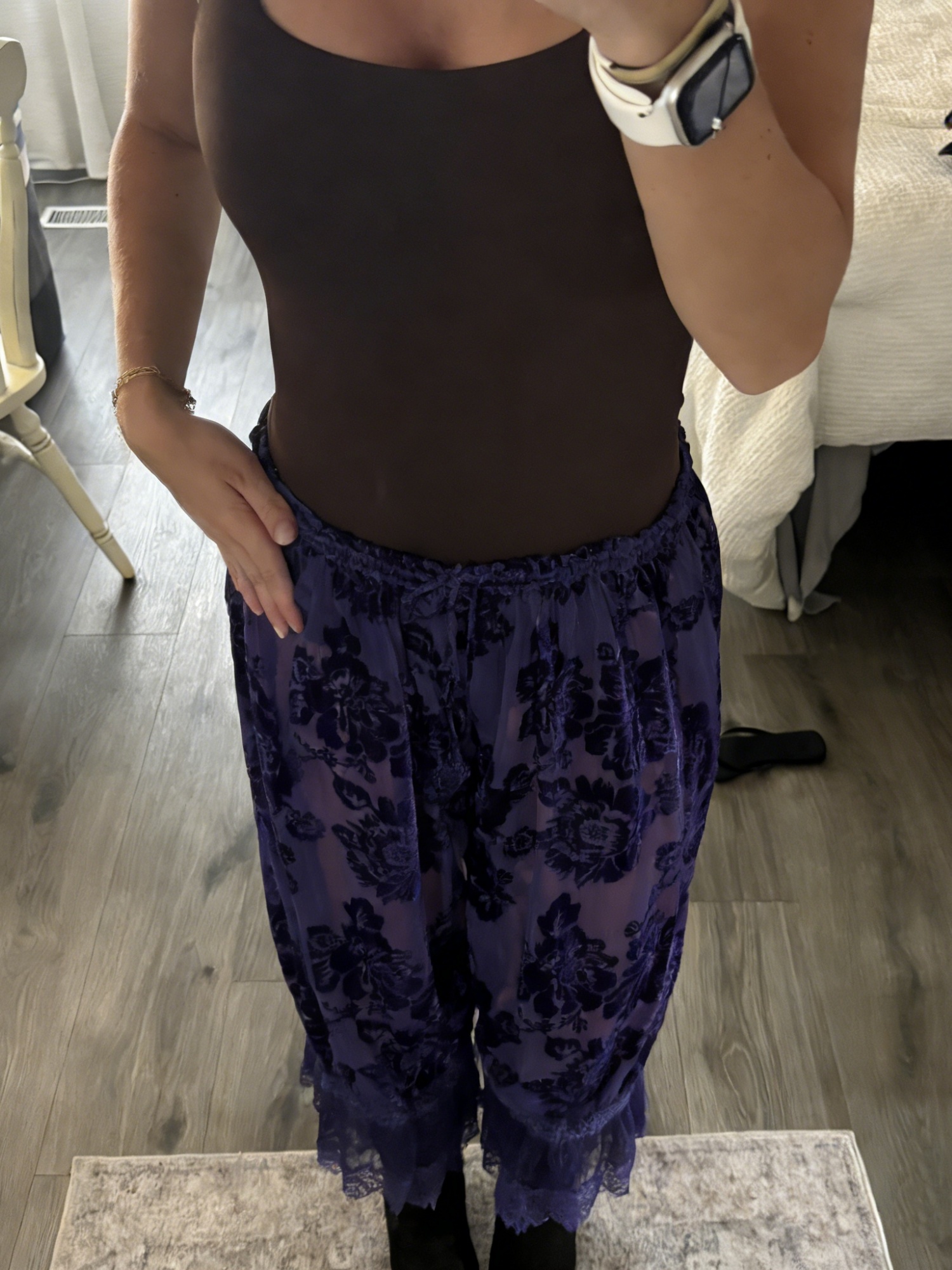Pantalon Lanterne Lamuusaa pour Femme, Vêtement Élégant, Motif Floral en Velours, Taille Basse, Bordure en Dentelle, Pantalon Patte d'Éléphant, Streetwear