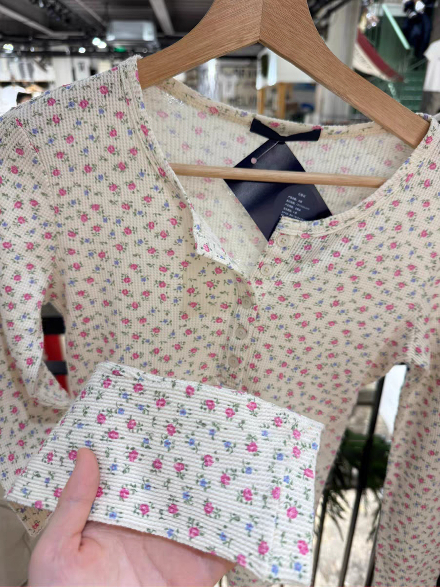 T-Shirt à manches longues pour femme, motif gaufré rose, boutons de printemps, col rond, en coton, Slim, doux et mignon, Style Preppy, Y2k